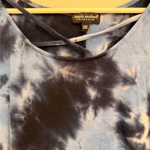 Tie-Dye Long Sleeve dress - Picture 3 of 4